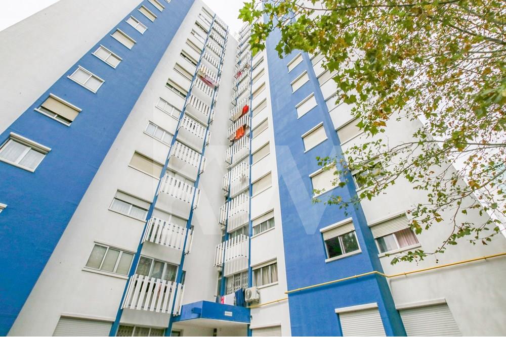 Apartamento T Boas Reas Nas Torres Da Bela Vista Em Santo