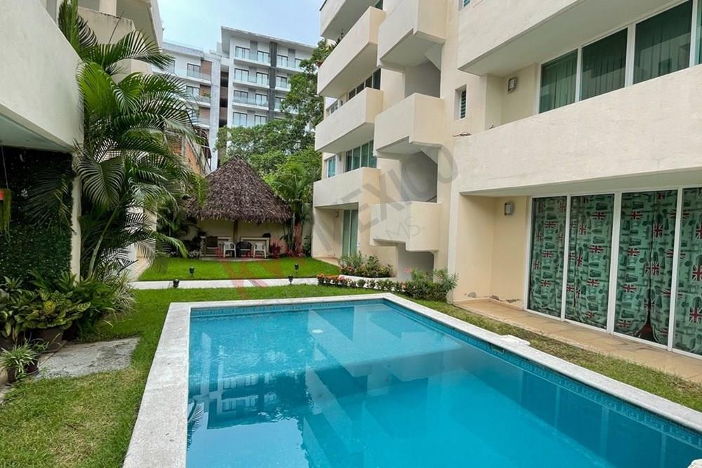 SE VENDE DEPARTAMENTO EN PUERTO VALLARTA A 10 MINUTOS CAMINANDO DE LA