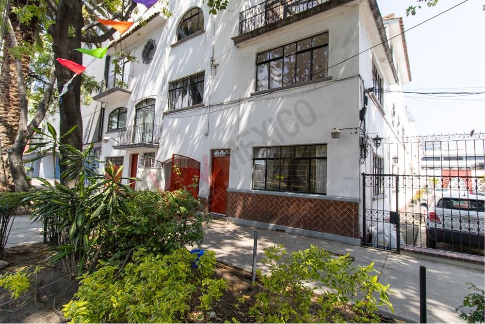 Casa en venta junto a La Salle de Benjamín Franklin colonia Condesa