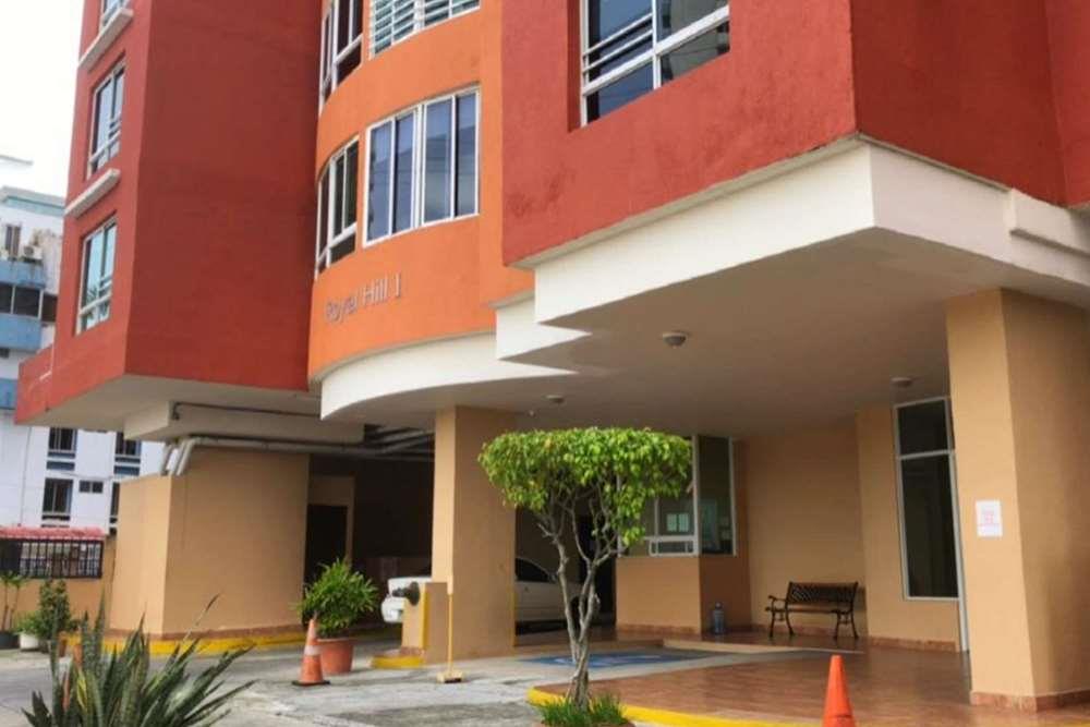 Se Vende Apartamento En PH Royal Hill Villa De Las Fuentes 1