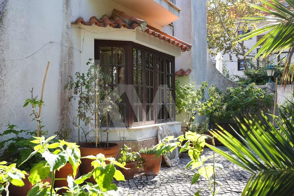 Charming Villa in Quinta da Bicuda, Cascais