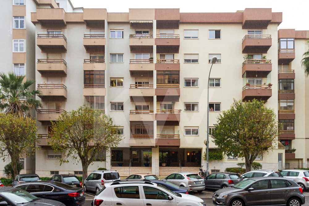 Apartamento T2 no Moinho das Antas, no centro de Oeiras