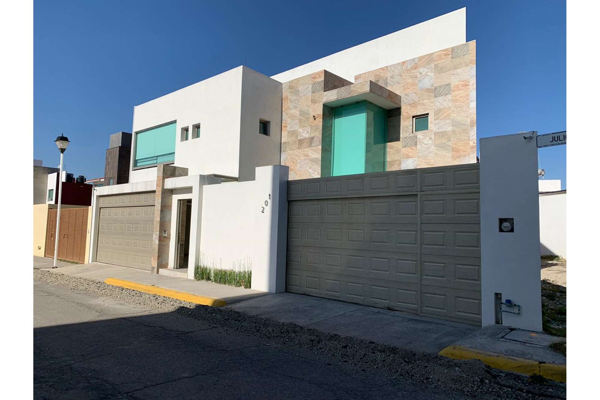 VENTA DE CASA DE LUJO EN PUERTA DE HIERRO $5,400,000 TOTALMENTE EQUIPADA,  TOTALMENTE EQUIPADA APROVECHA OPORTUNIDAD VENTA CASA DE LUJO PUERTA DE  HIERRO General - Tu Casa Mi Casa