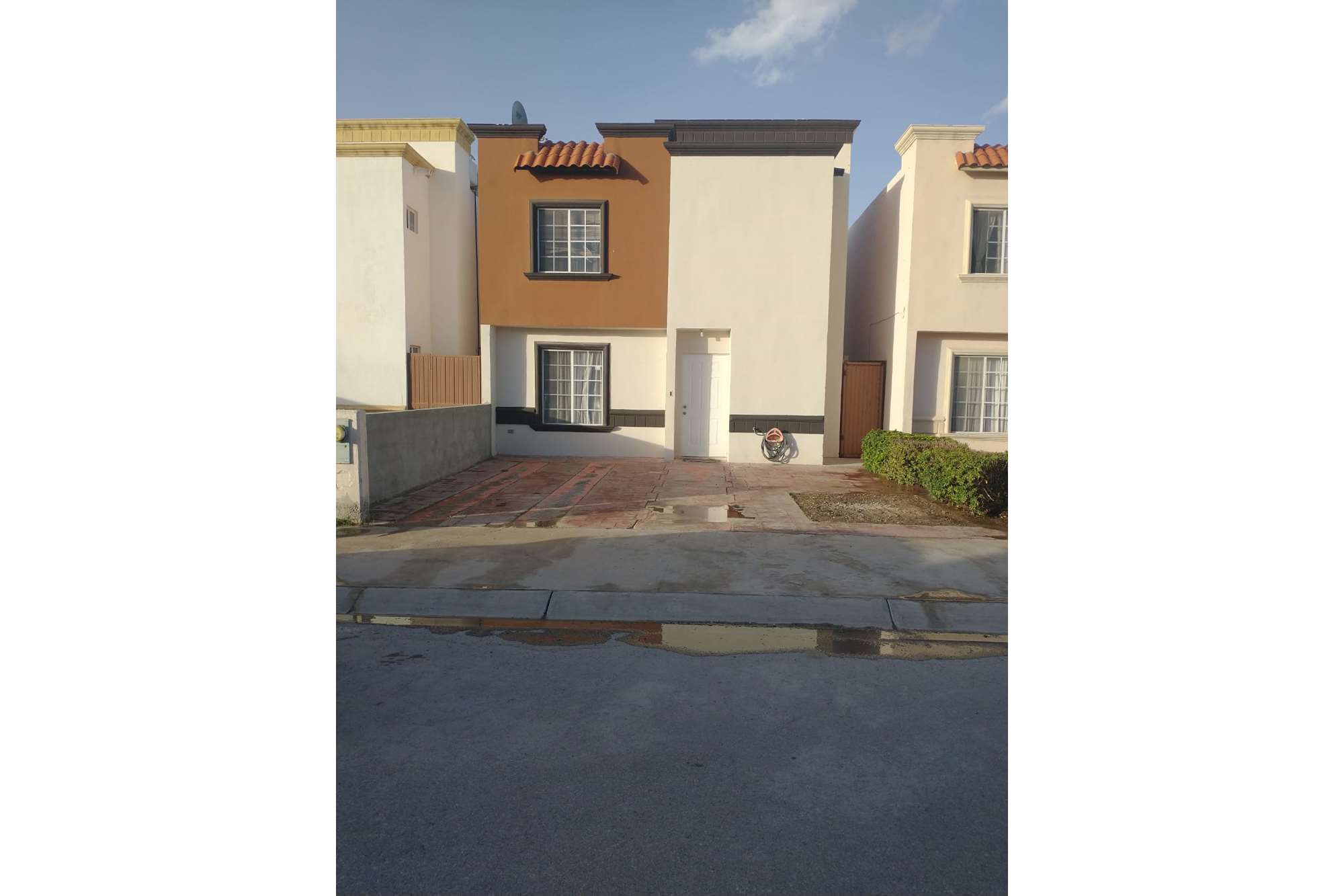 Casa en Venta !! A 10 min. Del Puente Zaragoza, 4 Calle Caceres 911 General  - Tu Casa Mi Casa