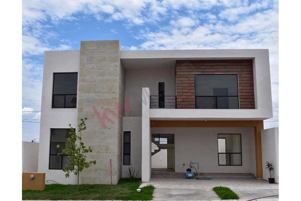 Casa en Venta Residencial Valle del Nogal