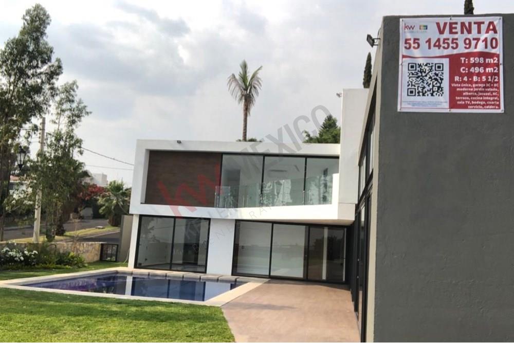 venta moderna y espectacular residencia volada en lomas de cocoyoc