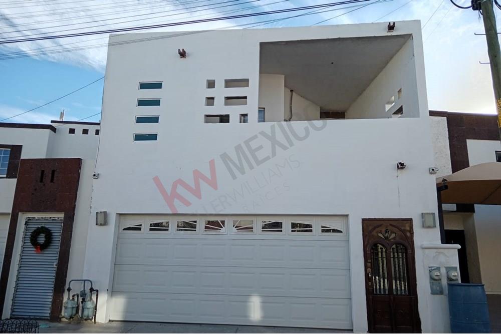 SE RENTA CASA EN FRACCIONAMIENTO SAN PABLO, CERCA AL PUENTE ZARAGOZA