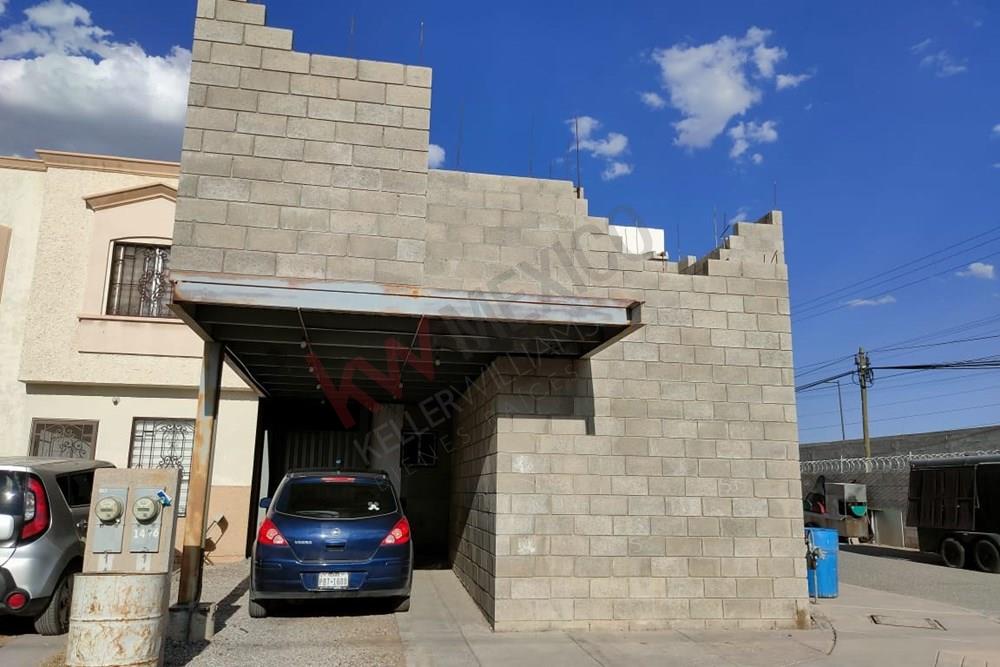 CASA EN RENTA CERCANA A PUENTE INTERNACIONAL ZARAGOZA EN CIUDAD JUAREZ CHIHUAHUA, CASA DE TRES RECAMARAS EN RENTA EN CD JUAREZ