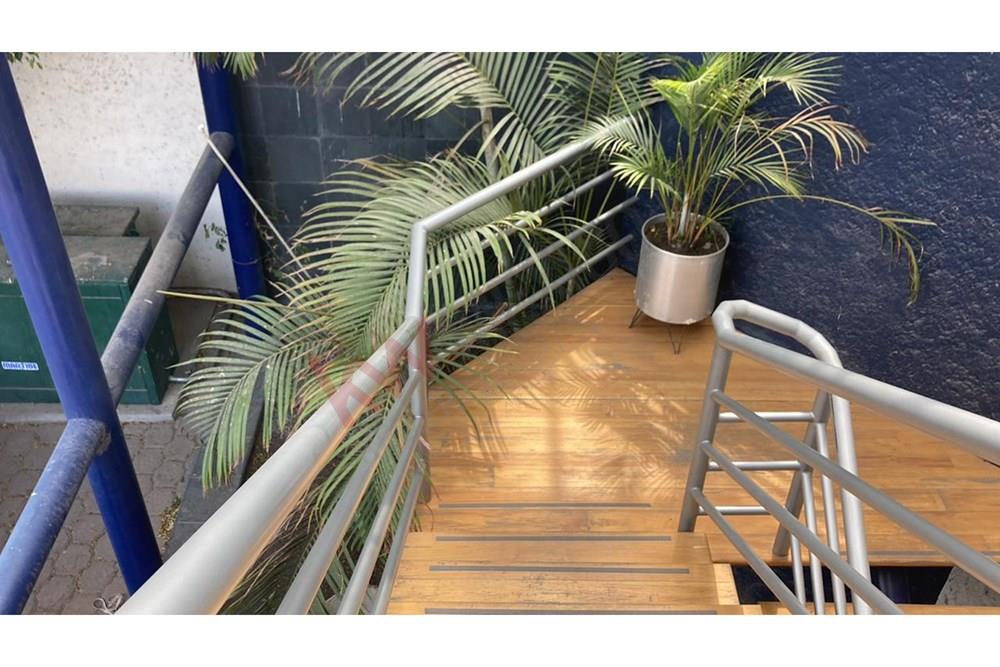 Se renta oficina amueblada en San Pedrito Peñuelas, Querétaro, Qro.