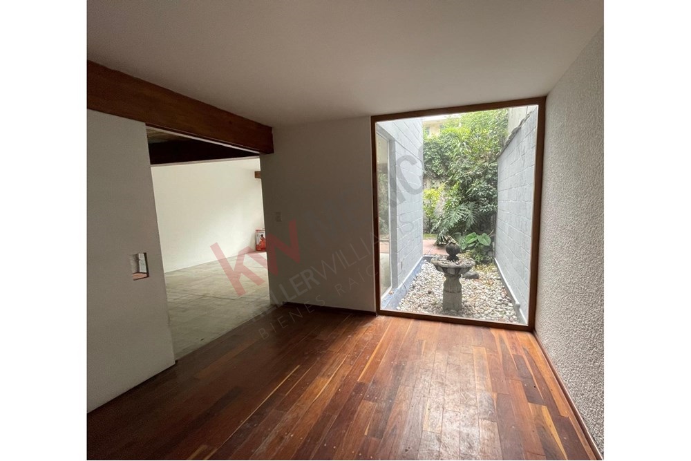 'Casa en Renta: Espaciosa Joyita en CDMX'