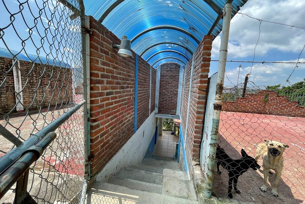 Venta de Casa de Campo en Paraíso Escondido en Ixtlahuacán de los Membrillos con 6,081 mts2