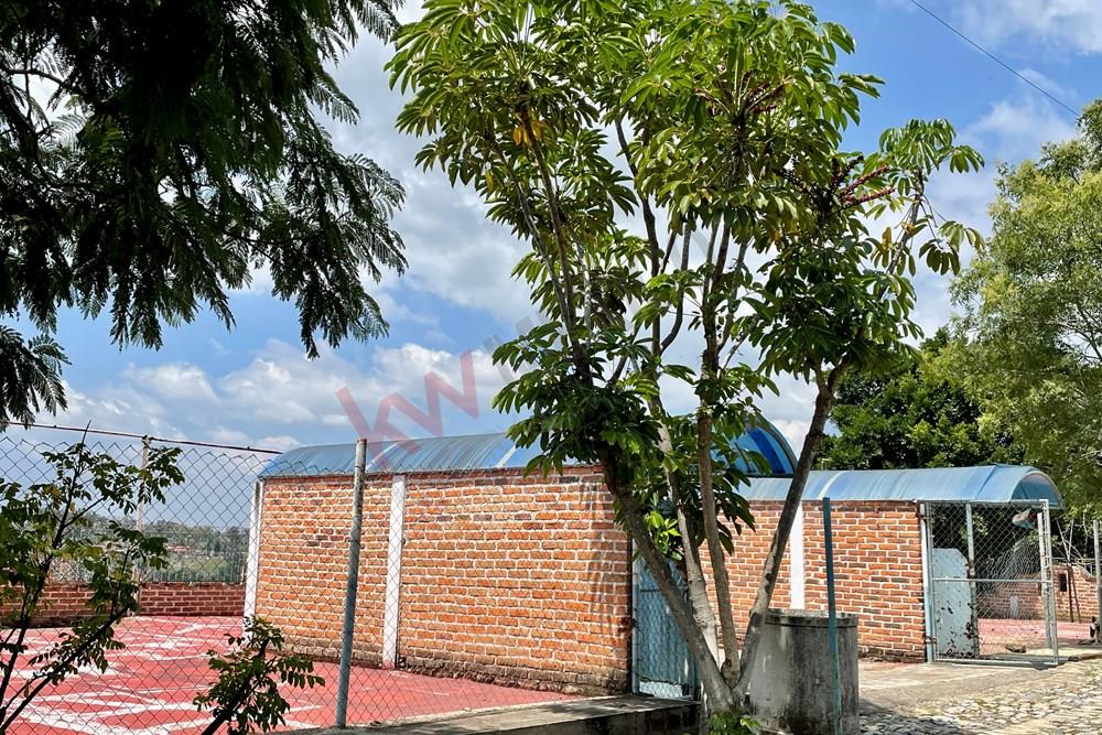 Venta de Casa de Campo en Paraíso Escondido en Ixtlahuacán de los Membrillos con 6,081 mts2