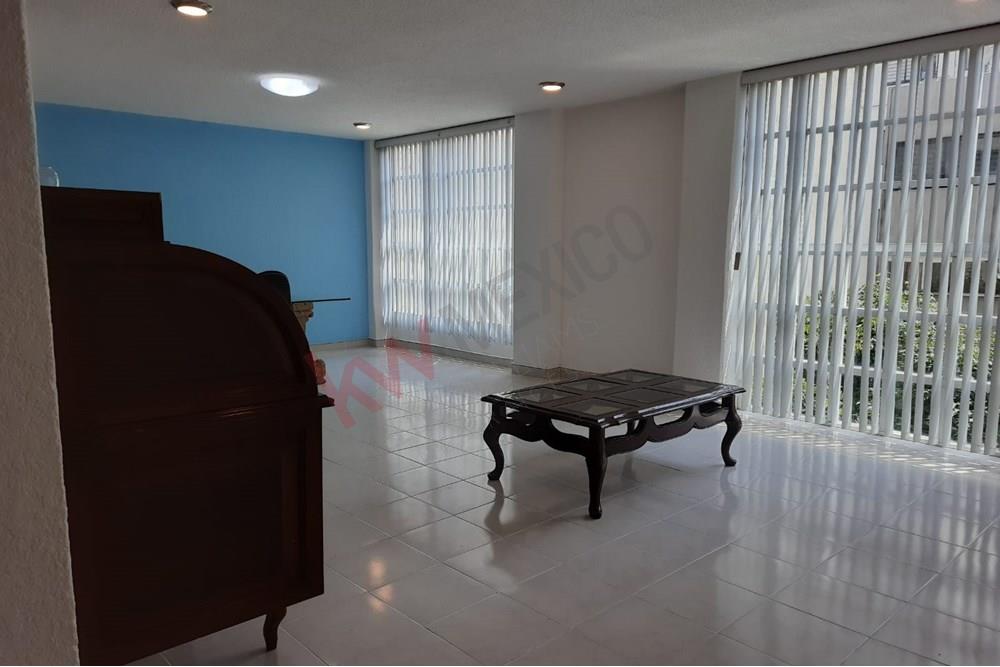 RENTA  DEPTO  INTERIOR RECIEN REMODELADO   DE 125 m2 EN COLONIA DEL vALLE