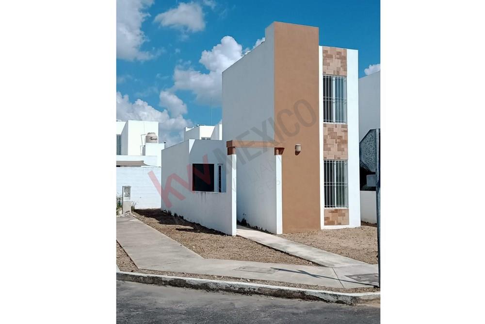 Casa para parejas o solteros, cómoda, iluminada, equipada y bien ubicada.