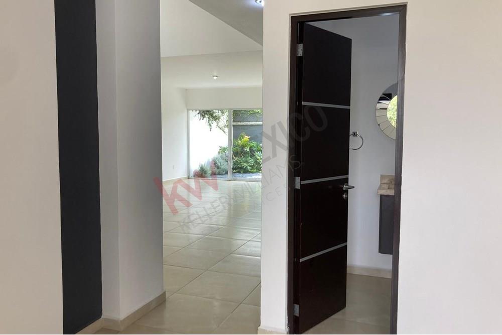 Se renta casa con Roof Garden en Juriquilla La Condesa, Querétaro, Qro.