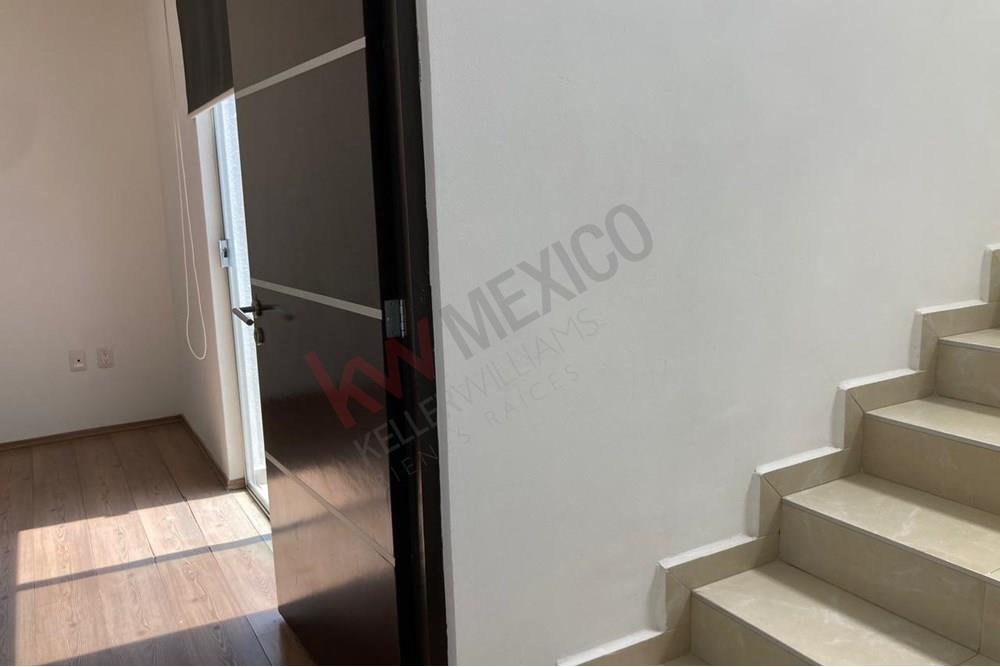 Se renta casa con Roof Garden en Juriquilla La Condesa, Querétaro, Qro.