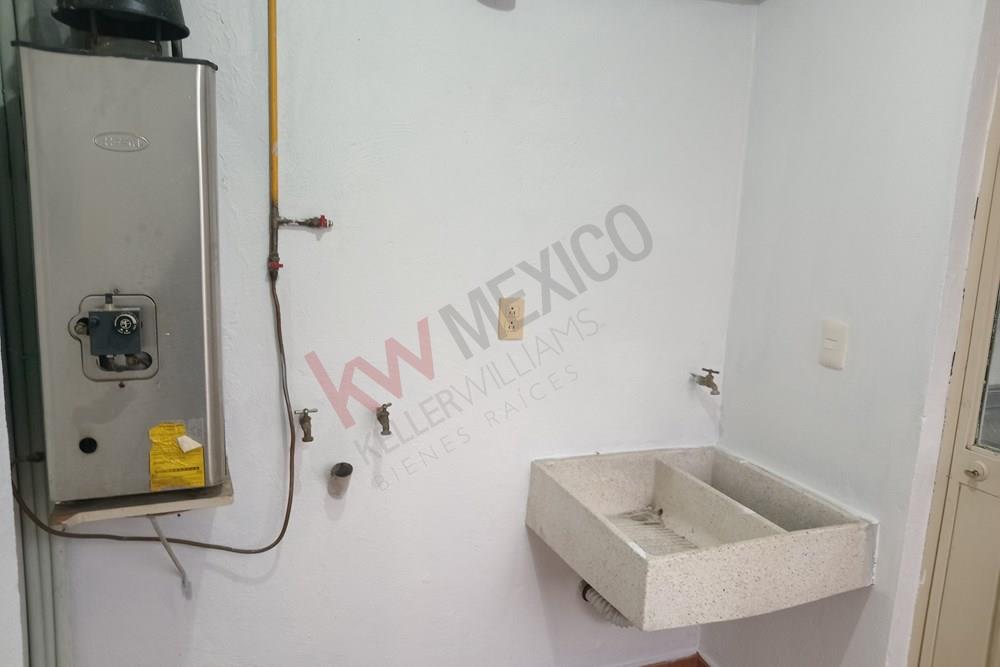 Amplio departamento en venta en Azcapotzalco