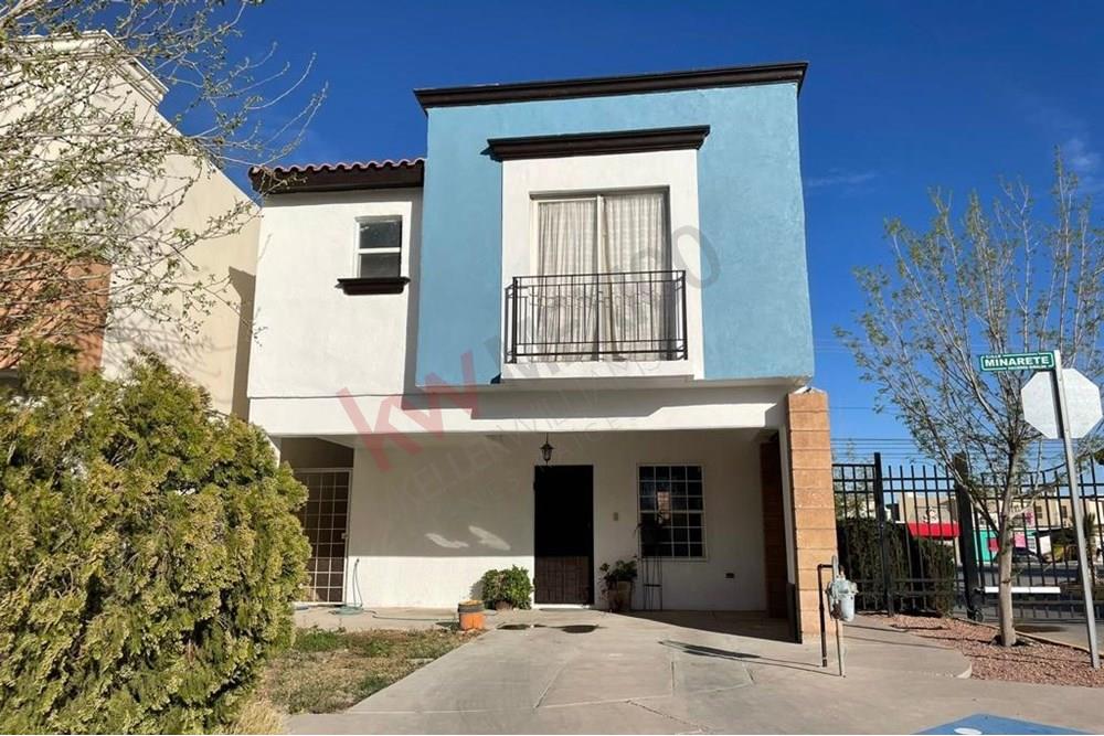 Casa en renta frente a parque en Fracc. Hacienda Giralde, zona sendero, 3 recamaras y estancia