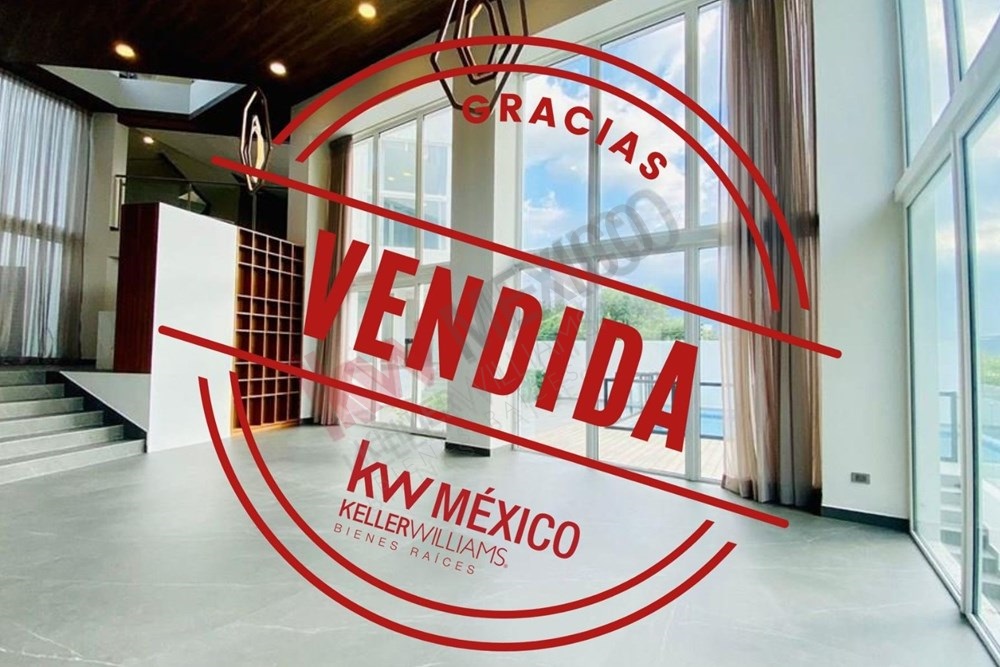 Casa en Venta con Acabados de Lujo en Fracc. Santa Isabel, Monterrey, N.L.