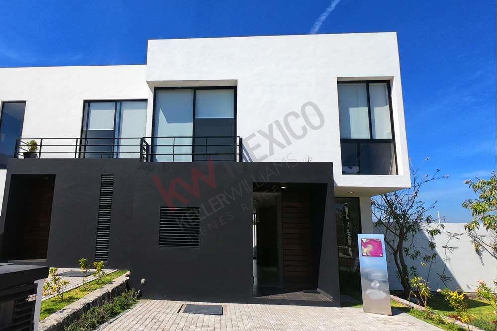 VENTA DE CASAS EN ZIBATA CON 3 HABITACIONES CASA CLUB CON ALBERCA, SEGURIDAD DOBLE Y MAS AMENIDADES EXCLUSIVAS PARA TI