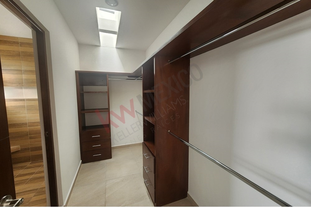 Vive en Lujo: Hogar Nuevo en El Condado