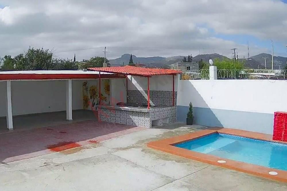 Jardín de eventos con alberca en Cd Juárez en venta, excelente oportunidad  de negocio
