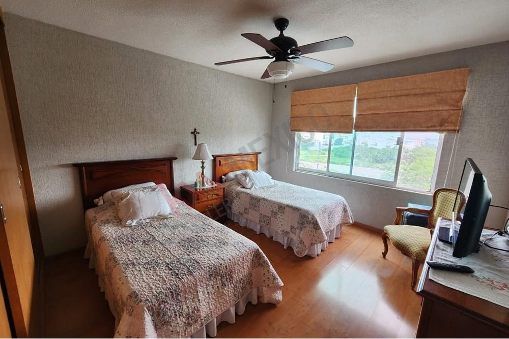 Renta Casa Amueblada de 3 recámaras en Milenio III