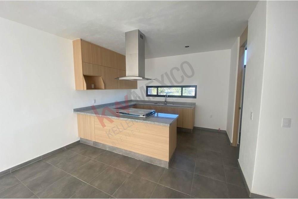 CASA NUEVA EN VENTA EN CAÑADAS DEL ARROYO, CORREGIDORA CON REC. EN PLANTA BAJA