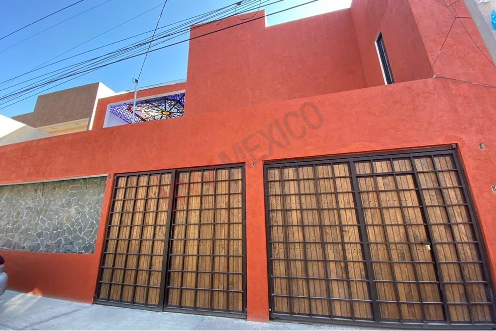 CASA DEL LLANO - CASA ESTILO CONTEMPORANEO CON MAGNIFICA UBICACIÓN EN EL  CENTRO HISTORICO DE SAN MIGUEL