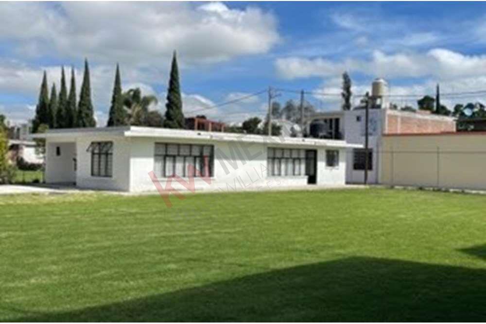 Casa con enorme jardín en Teoloyucan, Edo de Méx. cerca de Parque Xochitla y caseta de Autopista Querétaro MNX$5´850,000