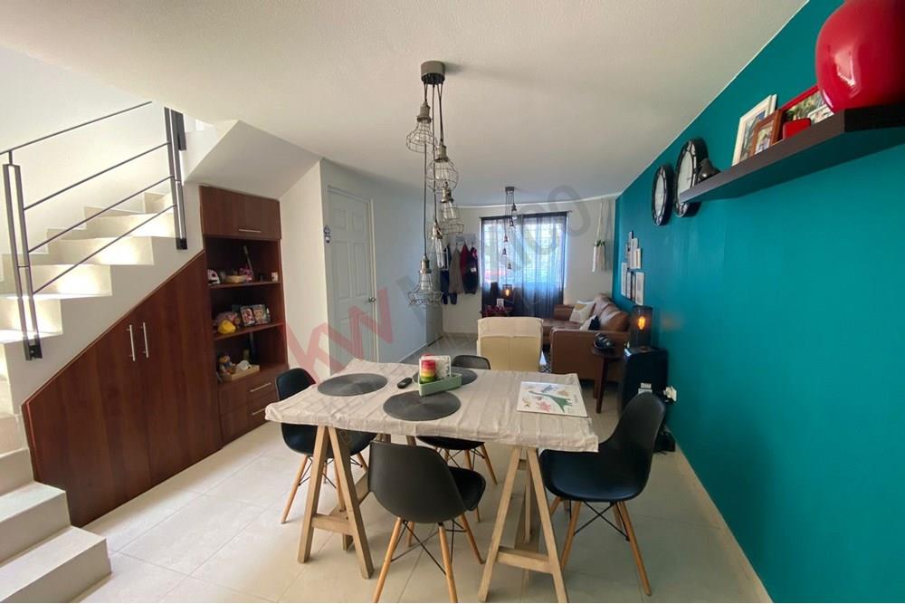 Hermosa casa en venta con RECAMARA EN PLANTA BAJA en Fraccionamiento Tres cantos frente a las Amenidades.