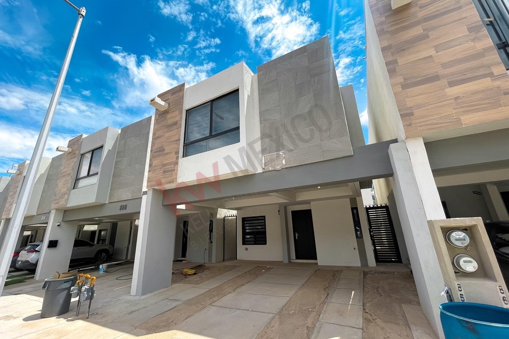 Hermosa Casa en Renta en Fraccionamiento Paseo Arboleda