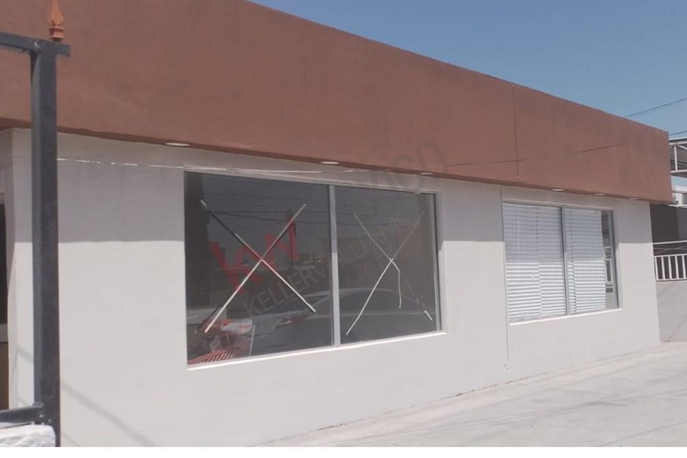 Renta de Local Comercial  zona transitada en Av. Plutarco Elias Calles. a una cuadra de smart Teresiano, y colegio Latinoamericano,cerca de Rio Grande Mall, Walmart Monumental, Plaza Renacimiento, Oxxo, Plaza Grande, etc. opcion de negocios para farmacias, consultorios, despachos, agencia de viajes, casa de cambio, planchaduria, Spa, Barberia, etc.
