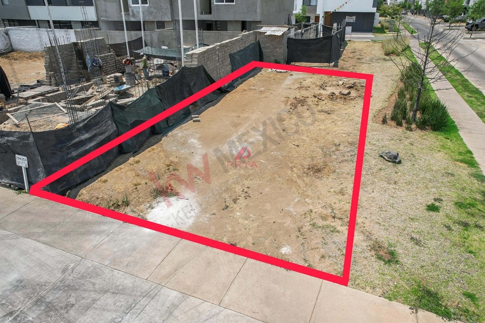 TERRENO EN VENTA EN SOLARES, ZAPOPAN ,JALISCO