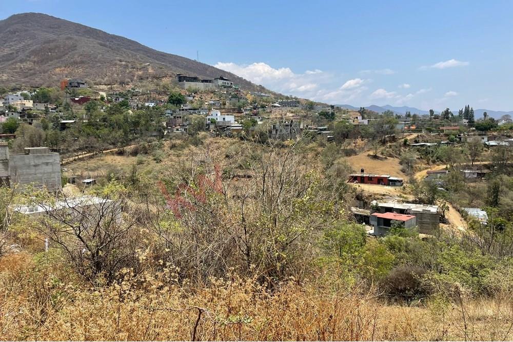 TERRENO EN VENTA PARA INVERSION UBICADO EN LADERA DE LA PUENTE BARRIO LA CHIGULERA EXCLUSIVA ZONA DE SAN FELIPE DEL AGUA EN OAXACA DE JUAREZ