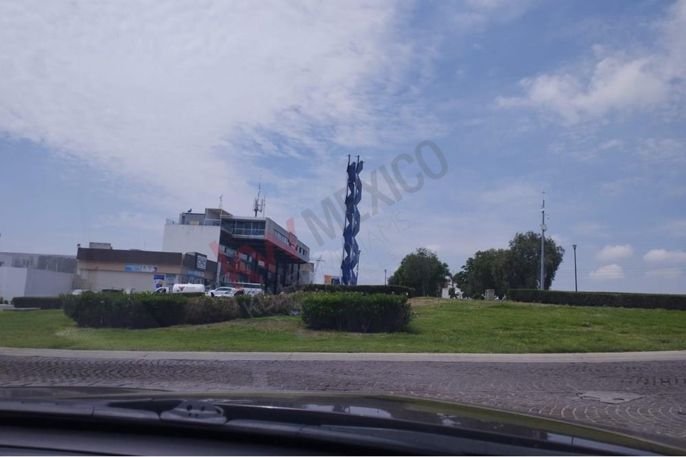 TERRENO EN VENTA CUMBRES DEL LAGO JURIQUILLA