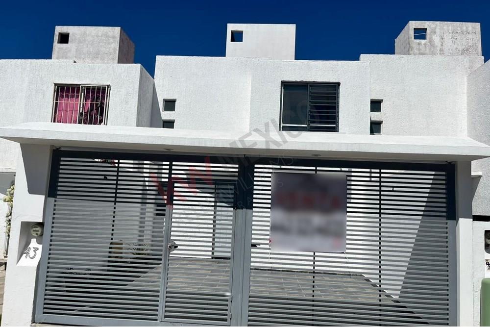 Se vende casa en Misión Candiles, Corregidora, Querétaro