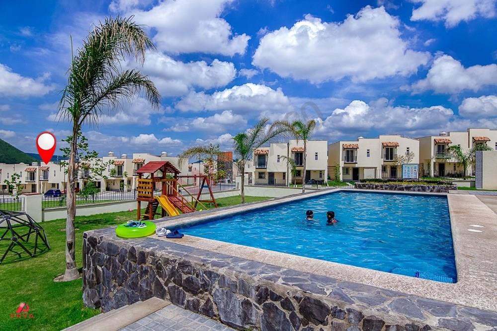 CASA EN RENTA EN ALTA CALIFORNIA, TLAJOMULCO DE ZUÑIGA JALISCO