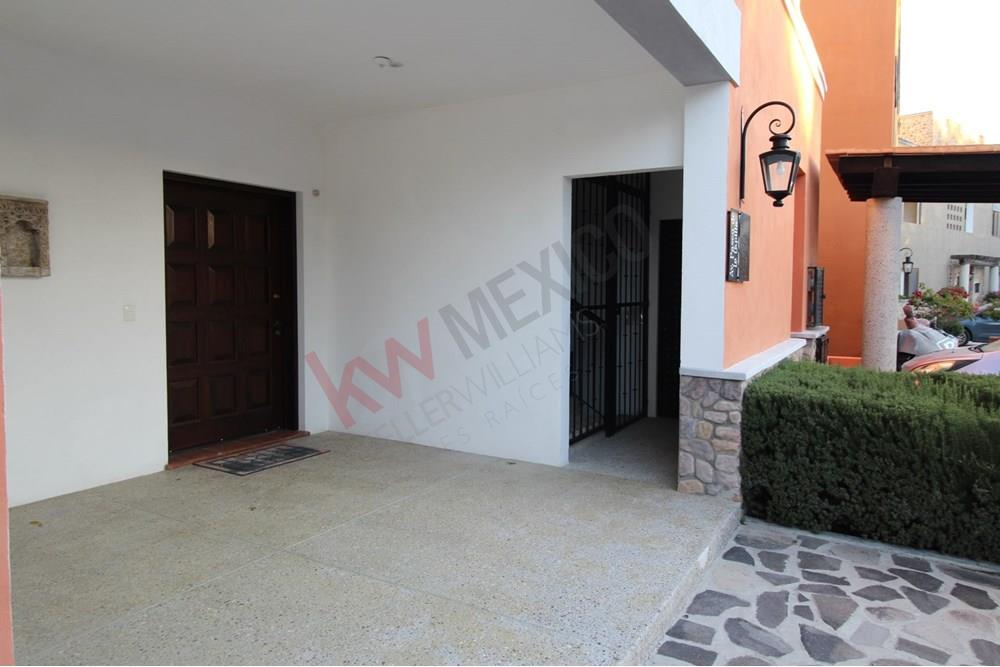 Departamento Amueblado En Capilla De Piedra