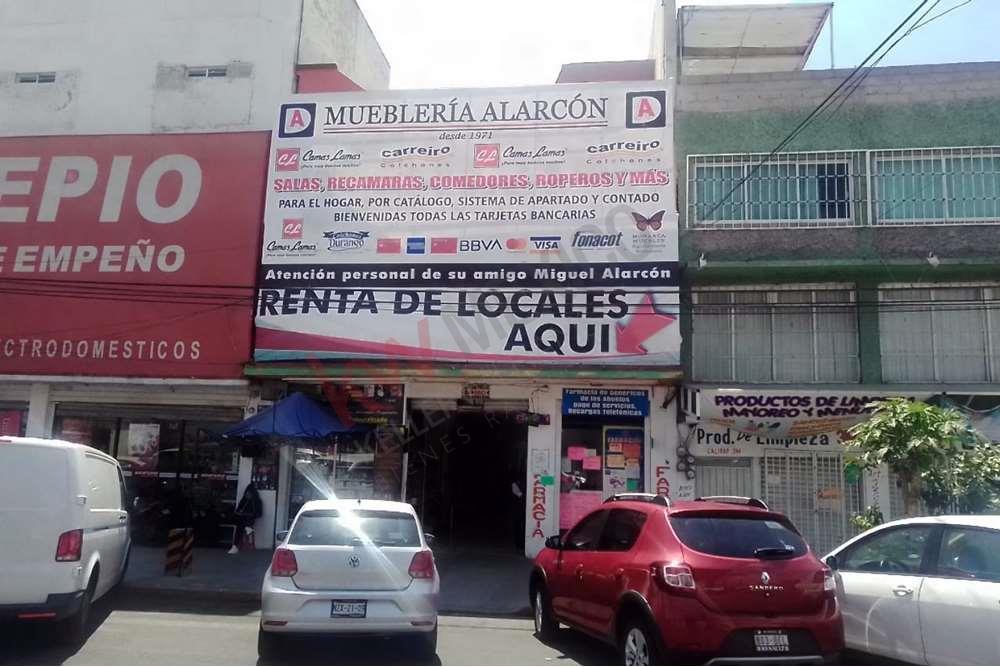 Plaza comercial con locales y bodegas para inversionistas en colonia  ampliacion fernando casas aleman