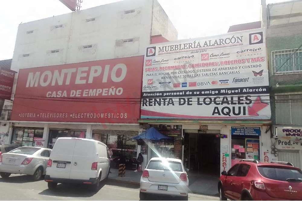 Plaza comercial con locales y bodegas para inversionistas en colonia  ampliacion fernando casas aleman