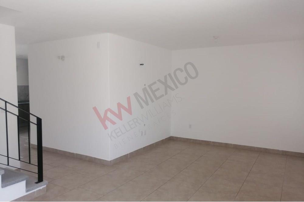 Renta Torre de Piedra Juriquilla el Salitre