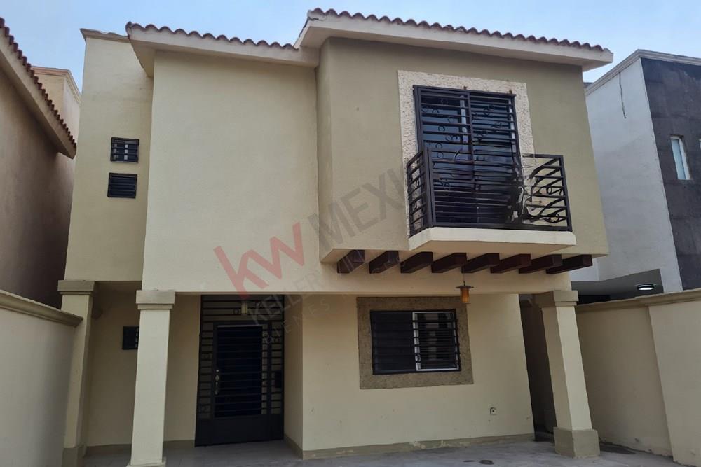 Casa en Renta Area Jardines De Aragon en Fracc Country Senecu