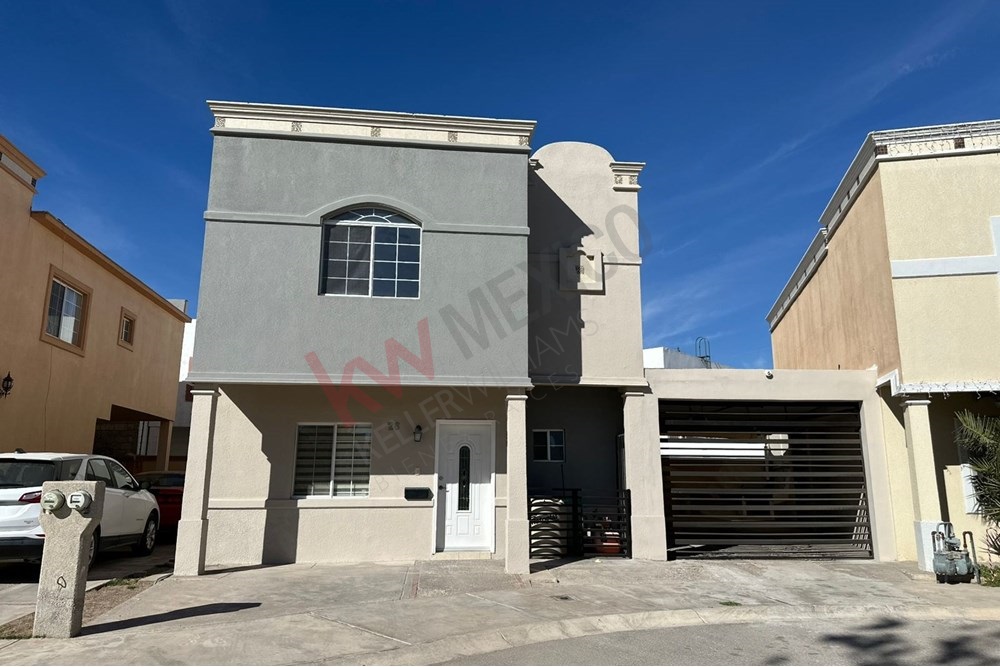 HERMOSA CASA EN RENTA EQUIPADA Y CON PORTON ELECTRICO