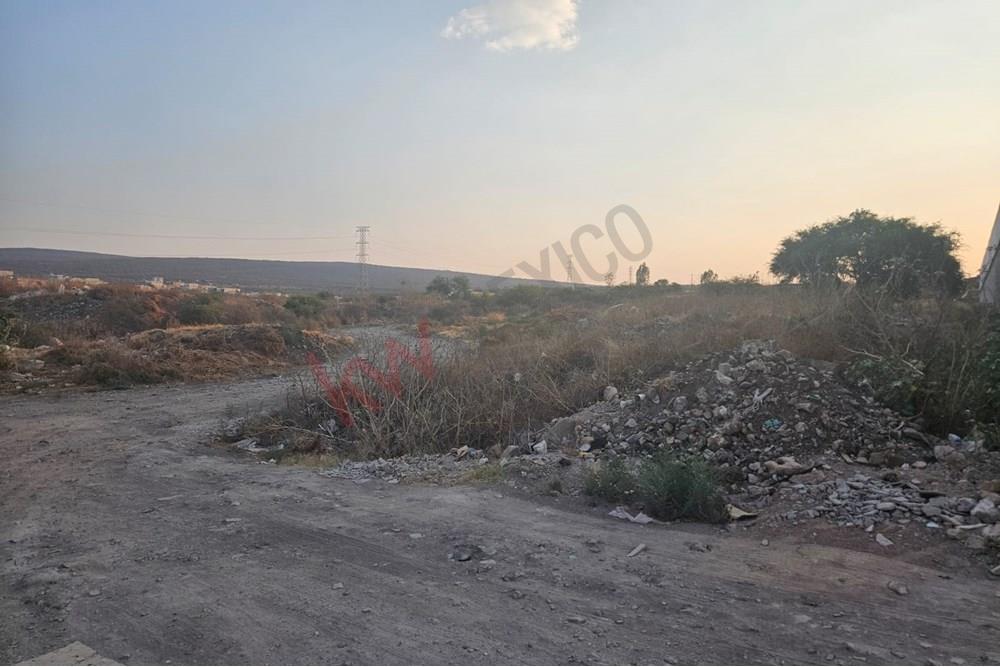 Terreno en venta excelente opción para bodega en calle abierta