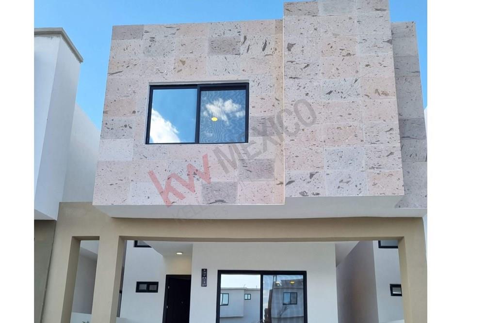CASA EN RENTA MUY CERCA DEL PUENTE ZARAGOZA, AMUEBLADA Y CON CASA CLUB !!!