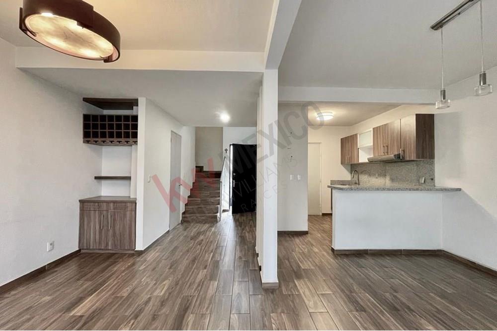 Casa en Venta con Doble Terraza – Puerta del Encinar, Bosque Real