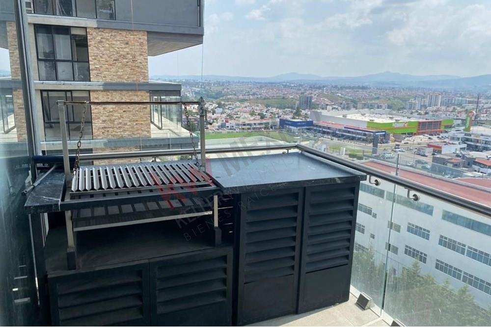 'Vistas Impresionantes y Comodidad en Lomas de Angelópolis: Departamento en Torre Grand Patio Baga'