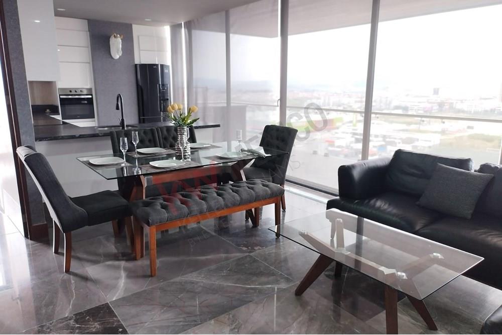'Vistas Impresionantes y Comodidad en Lomas de Angelópolis: Departamento en Torre Grand Patio Baga'