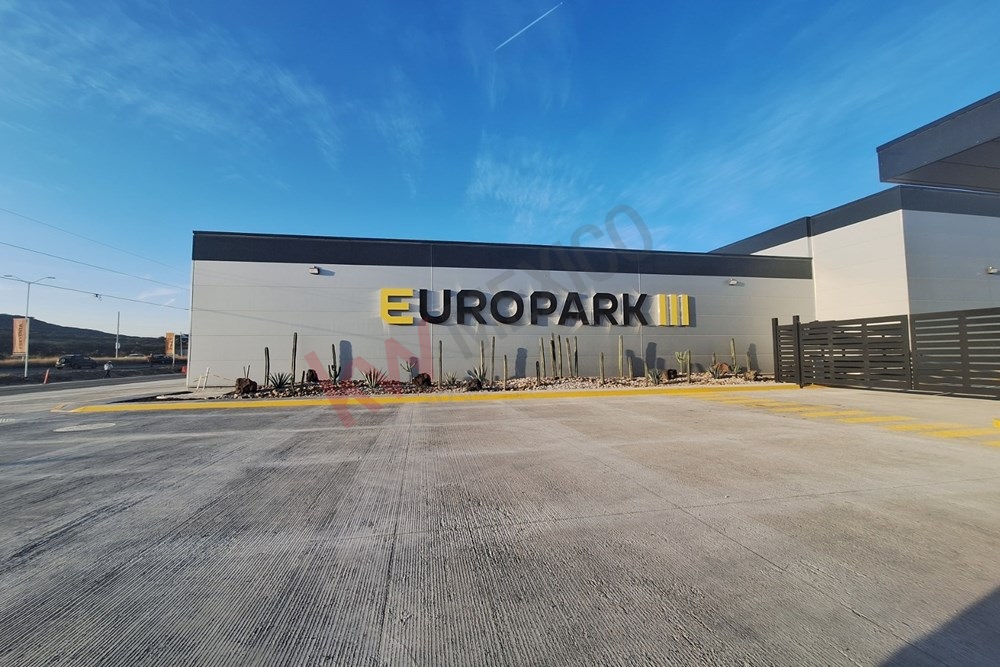 BODEGA INDUSTRIAL 220M2 NUEVA LISTA PARA RENTAR EUROPARKIII